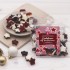 Fruchtsaft Zimt-Sterne auf Vanilleschaum